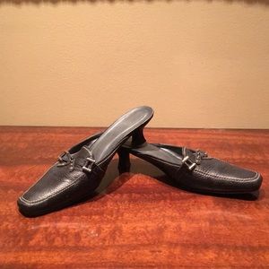 Stuart Weitzman mules, Black, Size 8